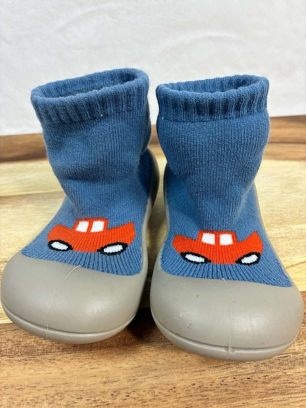 Unbranded Rubber Grip Sole Socks Size 22/23 Blue Car Toddler Shoes (U.S.6/7)